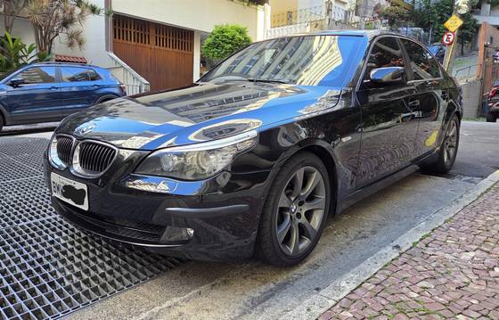 BMW 550i 4.8 SEDAN V8 32V GASOLINA 4P AUTOMÁTICO BMW 550i 4.8 SEDAN V8 32V GASOLINA 4P AUTOMÁTICO